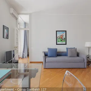  Apartment Brera In Garibaldi Italy