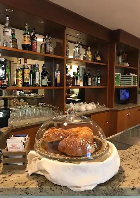 **  Hotel San Siro Fiera Milano İtalya